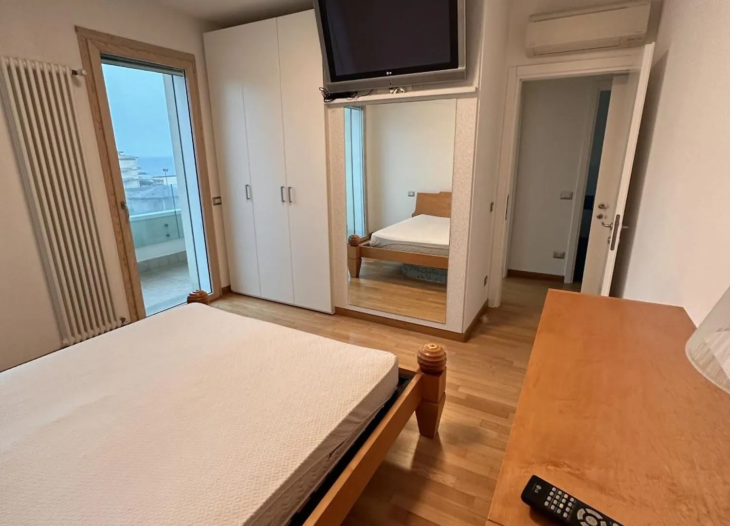 Panoramic Sea View Attico Balcone, Parcheggio & Ac - Il Lupo Affitta Apartment Misano Adriatico 0*,  Italy