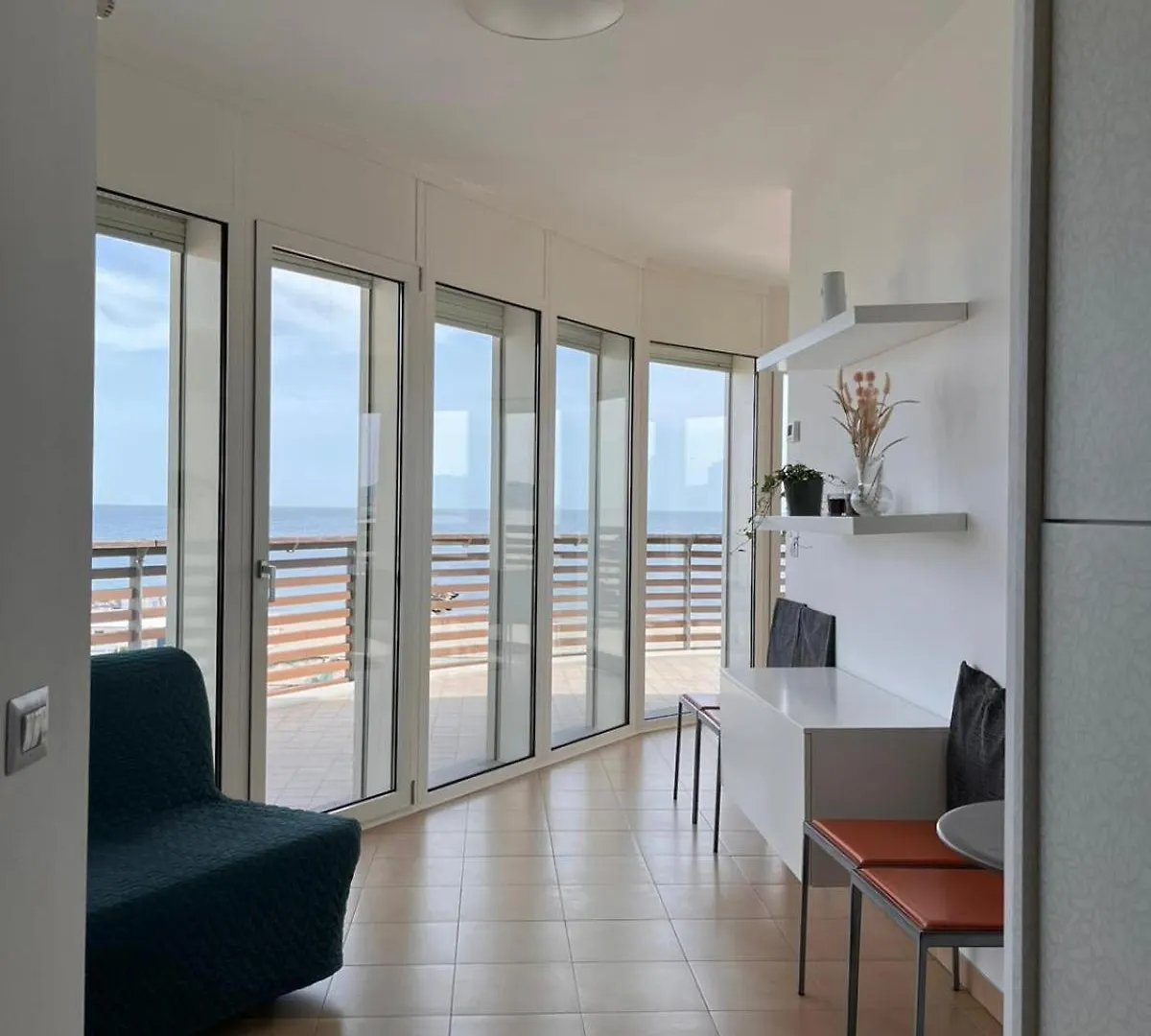 Panoramic Sea View Attico Balcone, Parcheggio & Ac - Il Lupo Affitta Apartment Misano Adriatico Italy